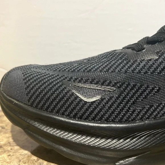 New Men’s (Unisex) Athletic Shoes By NOKA. Size U.S. 11/44 - Picture 9 of 13